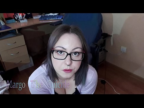 ❤️ Kynþokkafull stelpa með gleraugu sýgur dildó djúpt á myndavélinni ❤ Klám hjá okkur is.ttsex.ru ❤